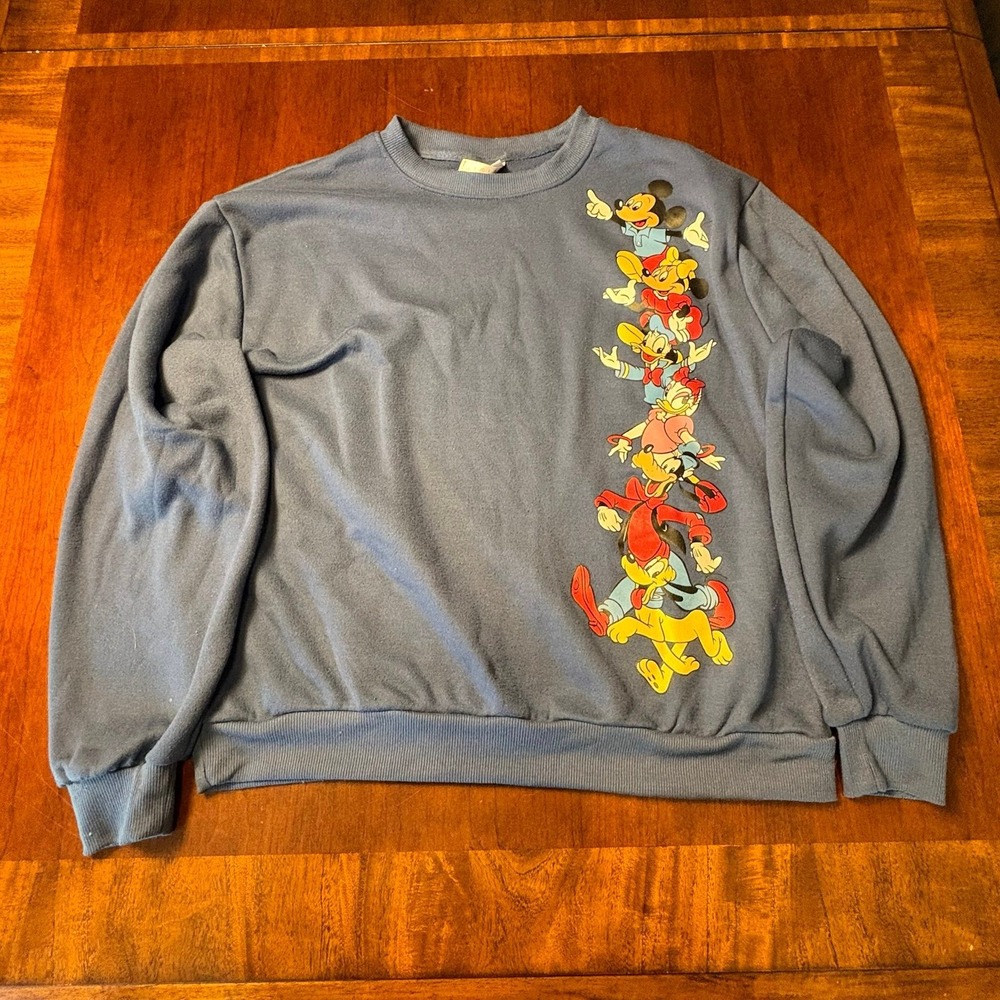 Disney Mickey & Friendsโ Character Stack Crewneck Sweatshirt Size Medium